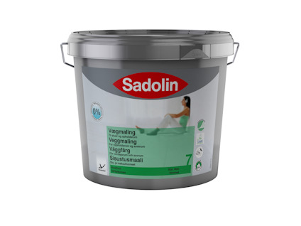 En hink med Sadolin väggfärg, märkt med olika språk.