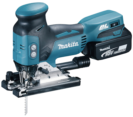 Sticksåg med batteri, svart och blå, märkt med "Makita 18V LXT", har vassa blad och justerbara inställningar.