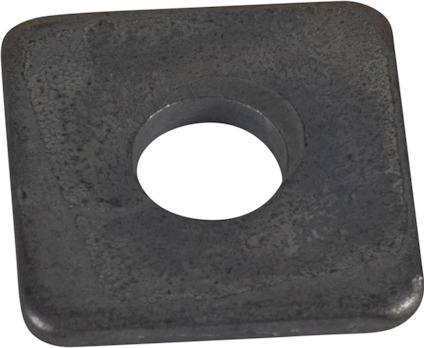 Fyrkantig bricka i metall med ett centralt runt hål. Ytan är grov och matt.