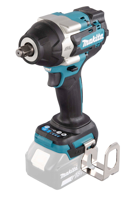 Mutterdragare i blå och svart med ett metallfäste, märkt med "Makita".