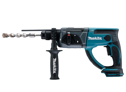 Blå och svart Makita borrrmaskin med sidohandtag och borrfäste.