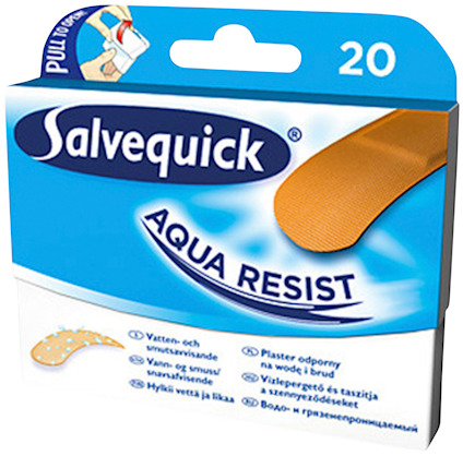 Förpackning av Salvequick Aqua Resist-plåster med orange plåsterbild och text på flera språk.