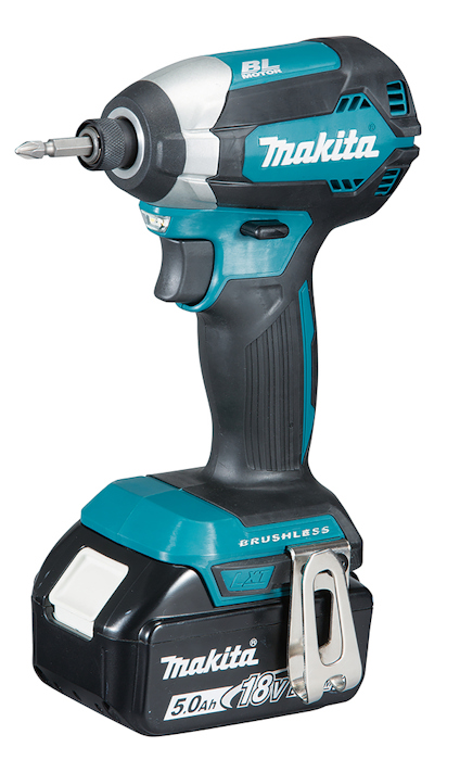 Sladdlös slagborrmaskin från Makita med 18V 5.0Ah-batteri och borstlös motor.
